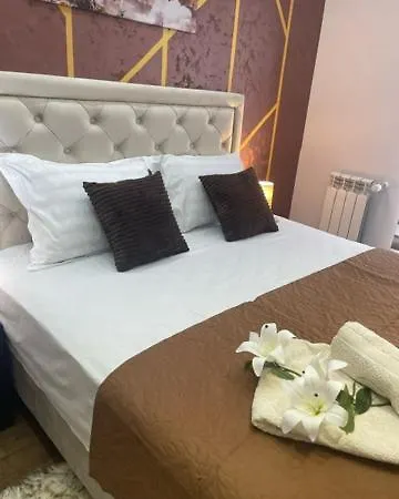 Imperial Lux Apartment *
