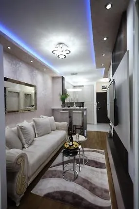 Imperial Lux Apartment *