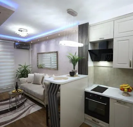 Imperial Lux Apartment *