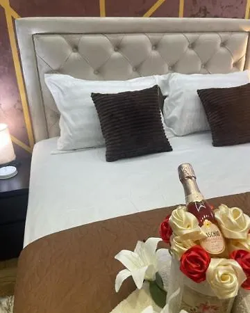 Imperial Lux アパート クラグイェヴァツ