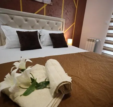 Imperial Lux Apartment