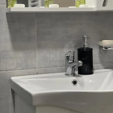 Imperial Lux Apartment