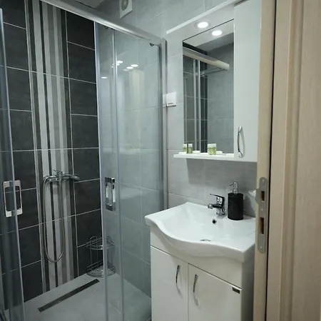 アパート Imperial Lux クラグイェヴァツ