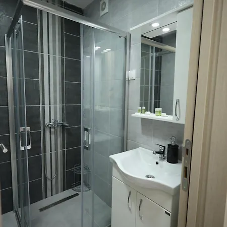 Imperial Lux アパート クラグイェヴァツ