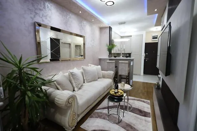 Imperial Lux Lejlighed *