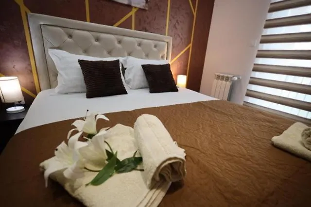 Imperial Lux Lejlighed